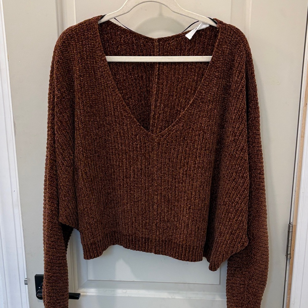 Double Zero Rust V-Neck Sweater